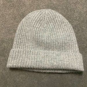 Ribbed Cashmere Beanie - Naadam